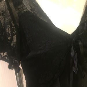 Black lace cap sleeve cropped shrug